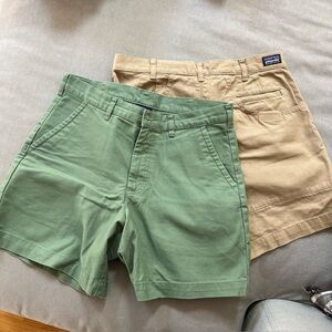Patagonia Men's Dual-Tone Green and Tan Shorts